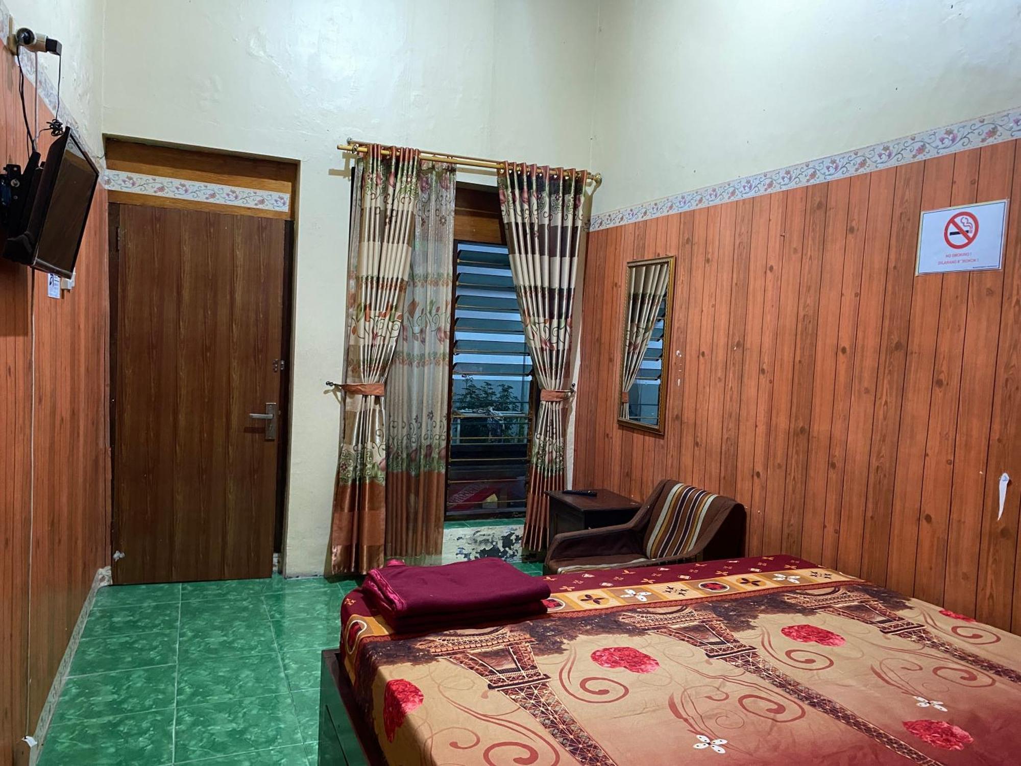 Parikesit Guest House Yogyakarta Exteriér fotografie