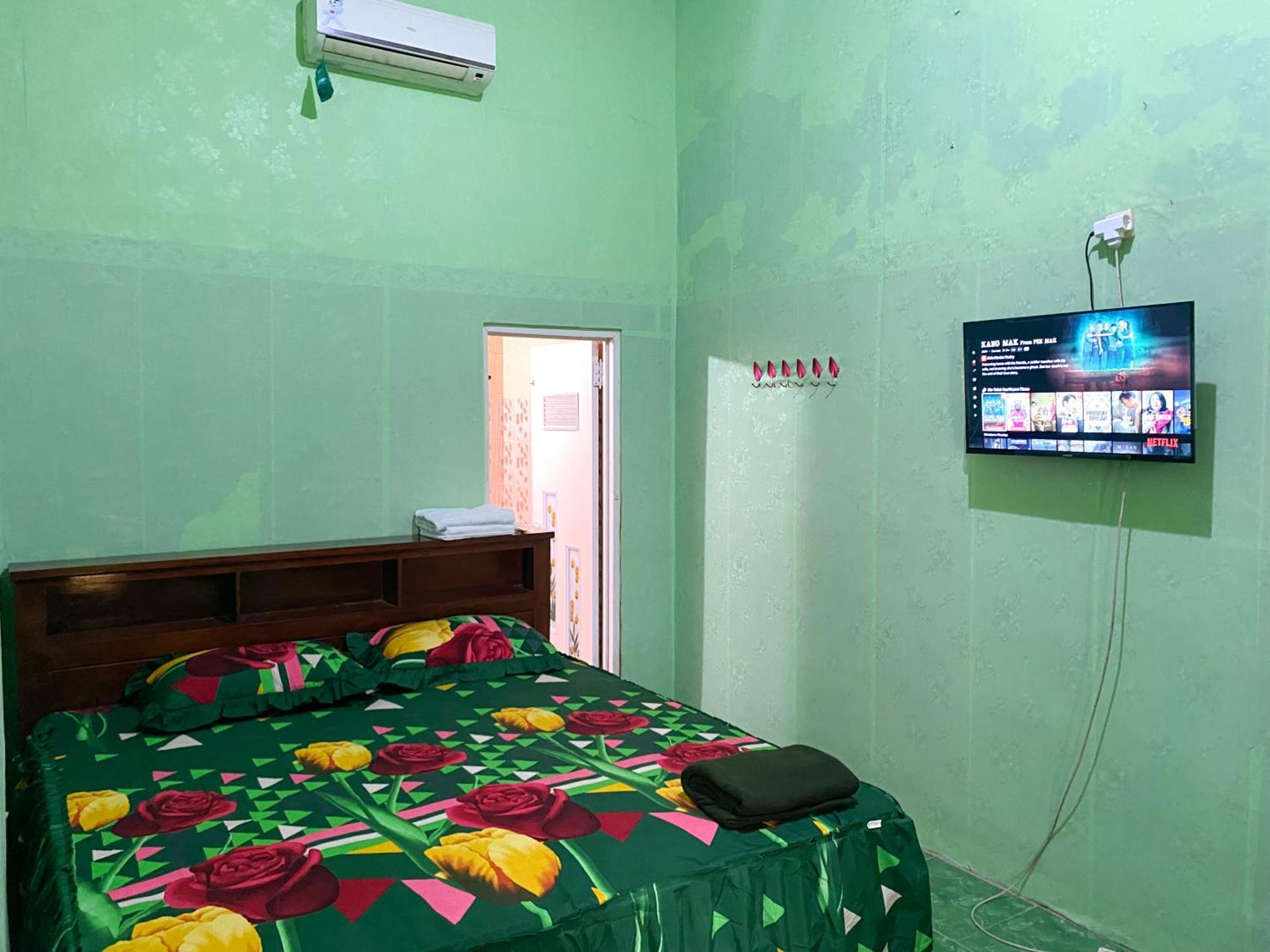 Parikesit Guest House Yogyakarta Exteriér fotografie